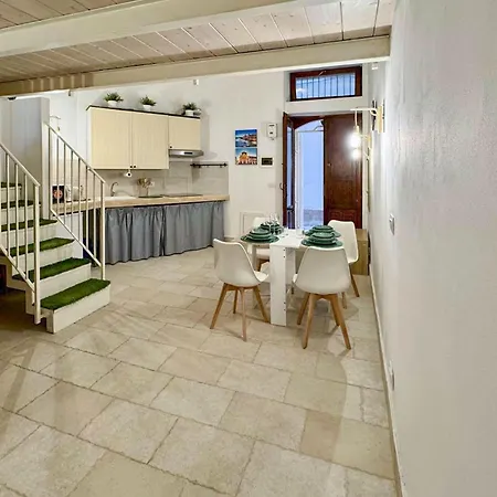 2 Bedroom Amazing In Siracusa Syracuse