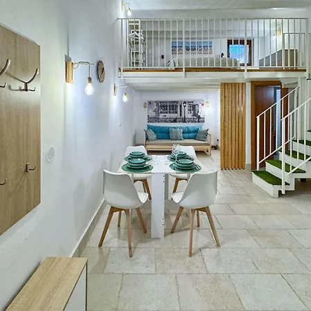 2 Bedroom Amazing In Siracusa * Syracuse
