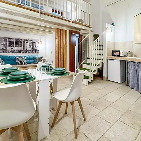 2 Bedroom Amazing In Siracusa