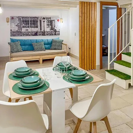 2 Bedroom Amazing In Siracusa Holiday home *