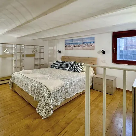 2 Bedroom Amazing In Siracusa