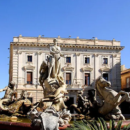 Holiday home 2 Bedroom Amazing In Siracusa *
